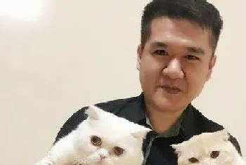 为了猫孙子们的健康 阿公戒21年烟瘾(宠物猫故事)